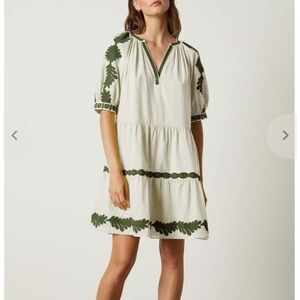 VELVET
JOSEPHINE DRESS IN ECRU